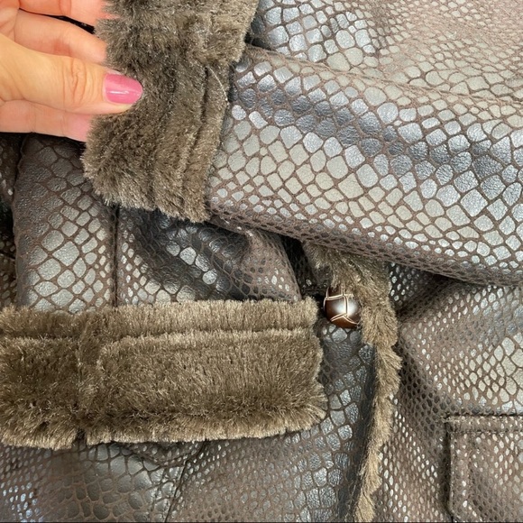Beautiful Brown Fur lined Jacket, size M - Picture 2 of 7